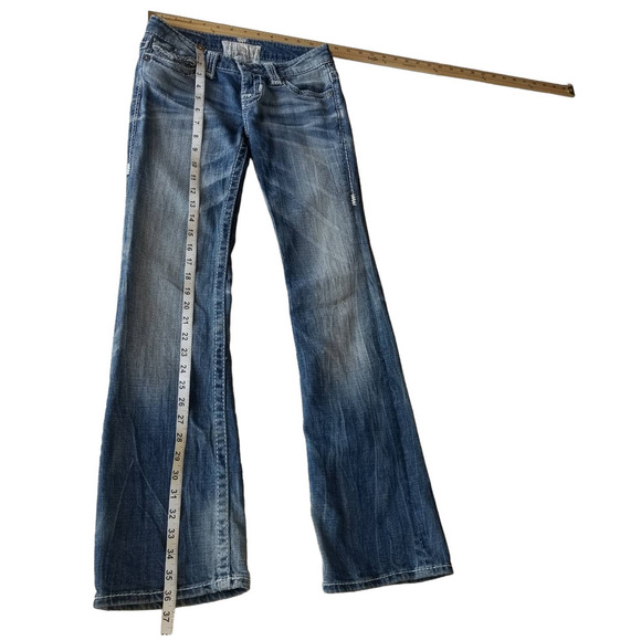 Big Star Vintage Collection Women's Liv Jeans with Back Pocket Flap and Jewels - Picture 9 of 15